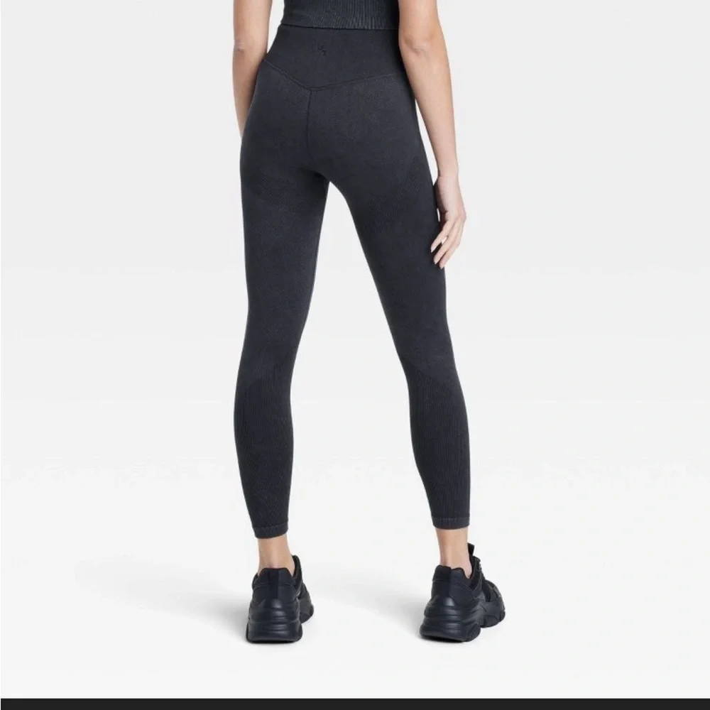 JoyLab Ribbed Workout Set - Picture 2 of 6